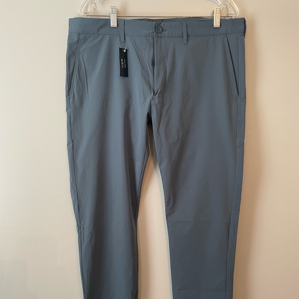 J Crew men’s tech pants. New with tags.